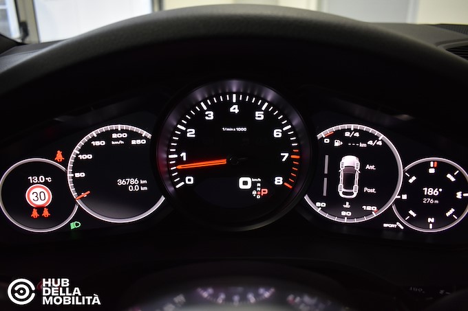 PORSCHE Cayenne Coupé 3.0 V6 Platinum Edition